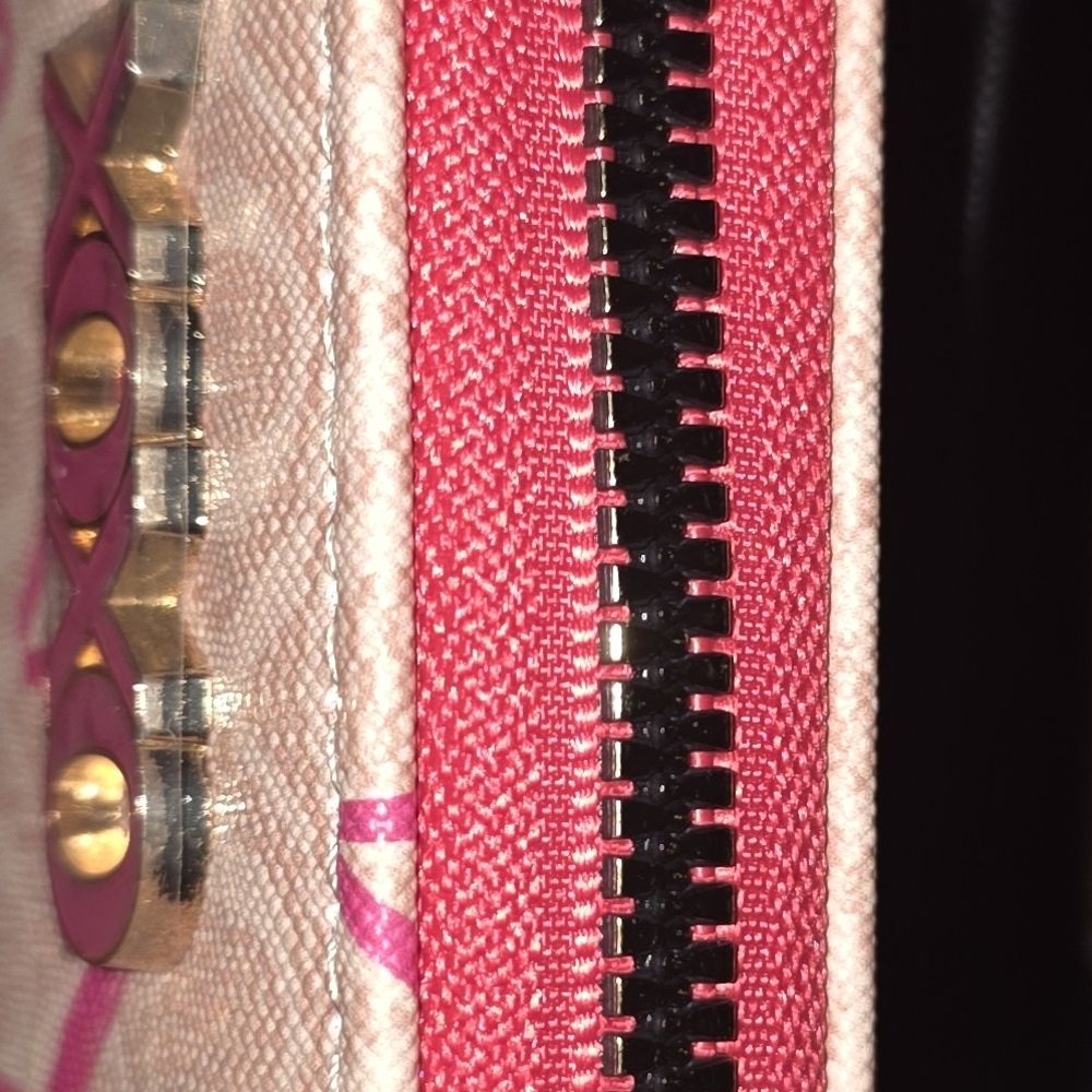 XOXO wallet - Picture 2 of 3